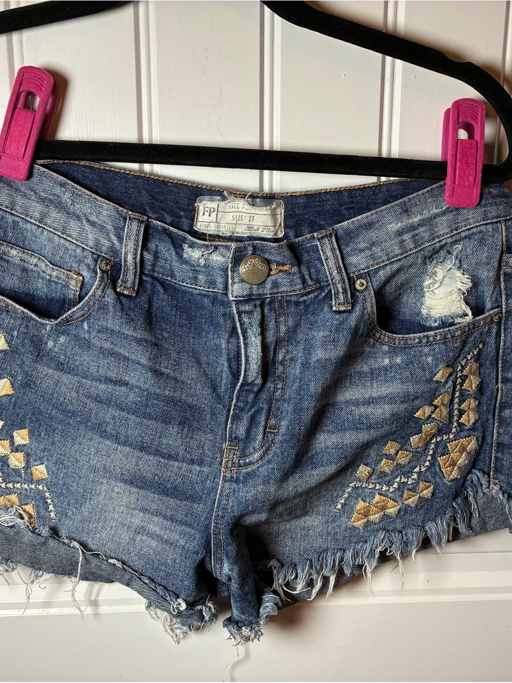 Free People Mid-Blue Embroidered Frayed-Hem Denim Shorts 27